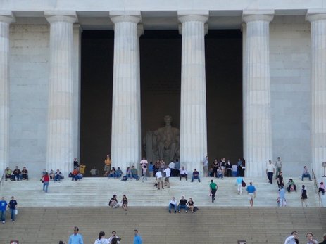 98DC - Lincoln Memorial.jpg (29099 bytes)