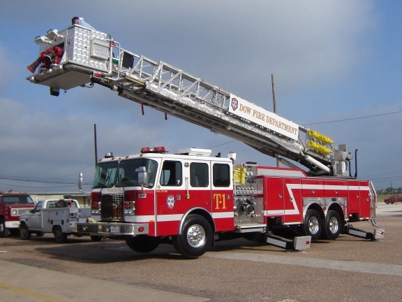 FVA-Dow Freeport Fire department 1.jpg (77795 bytes)